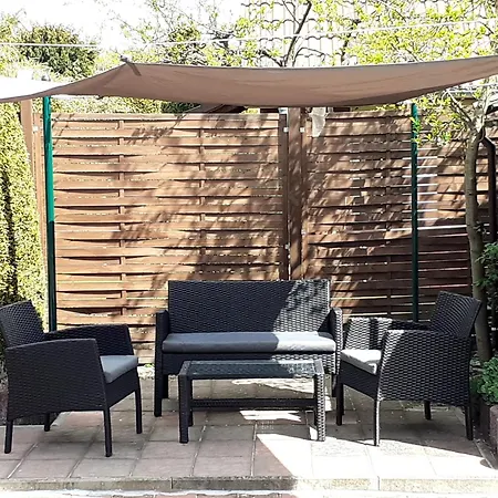 Zu Den Ravensbergen Holiday home Potsdam