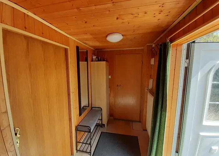 Zu Den Ravensbergen *